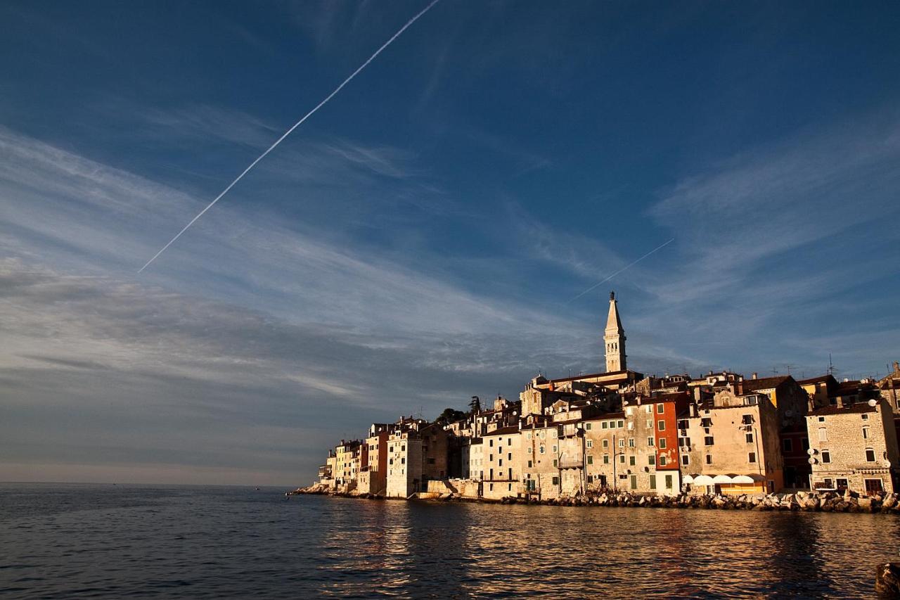 Weis Apartments Rovinj Exterior photo